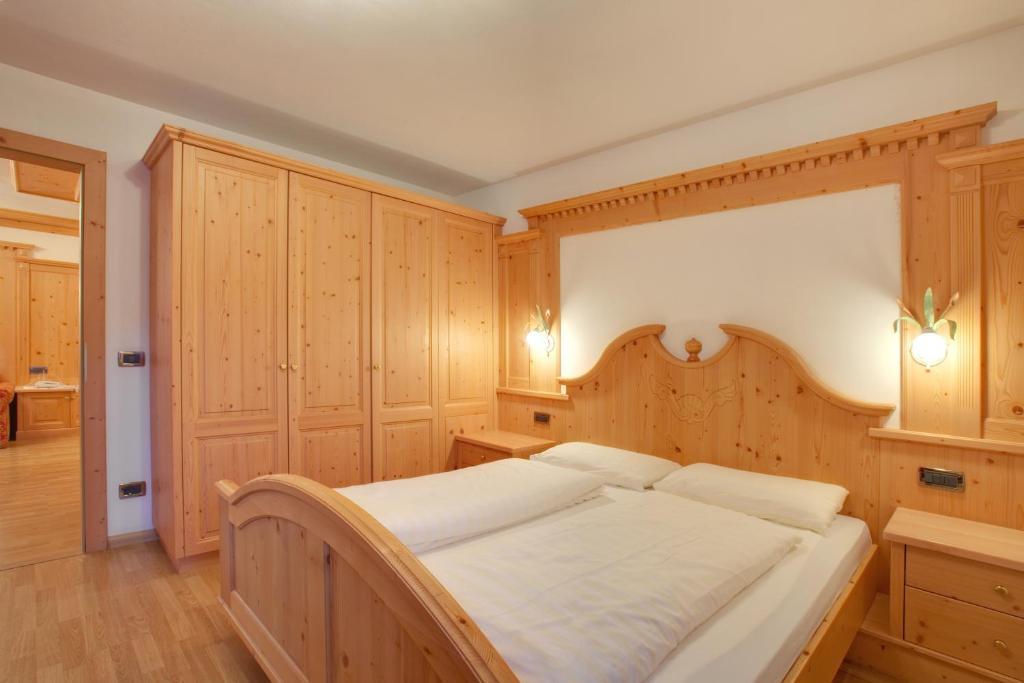 Residence Forcelles San Cassiano  Rom bilde